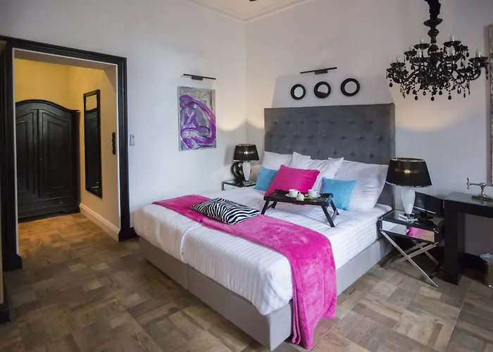 玛丽亚卡豪华公寓 什切青